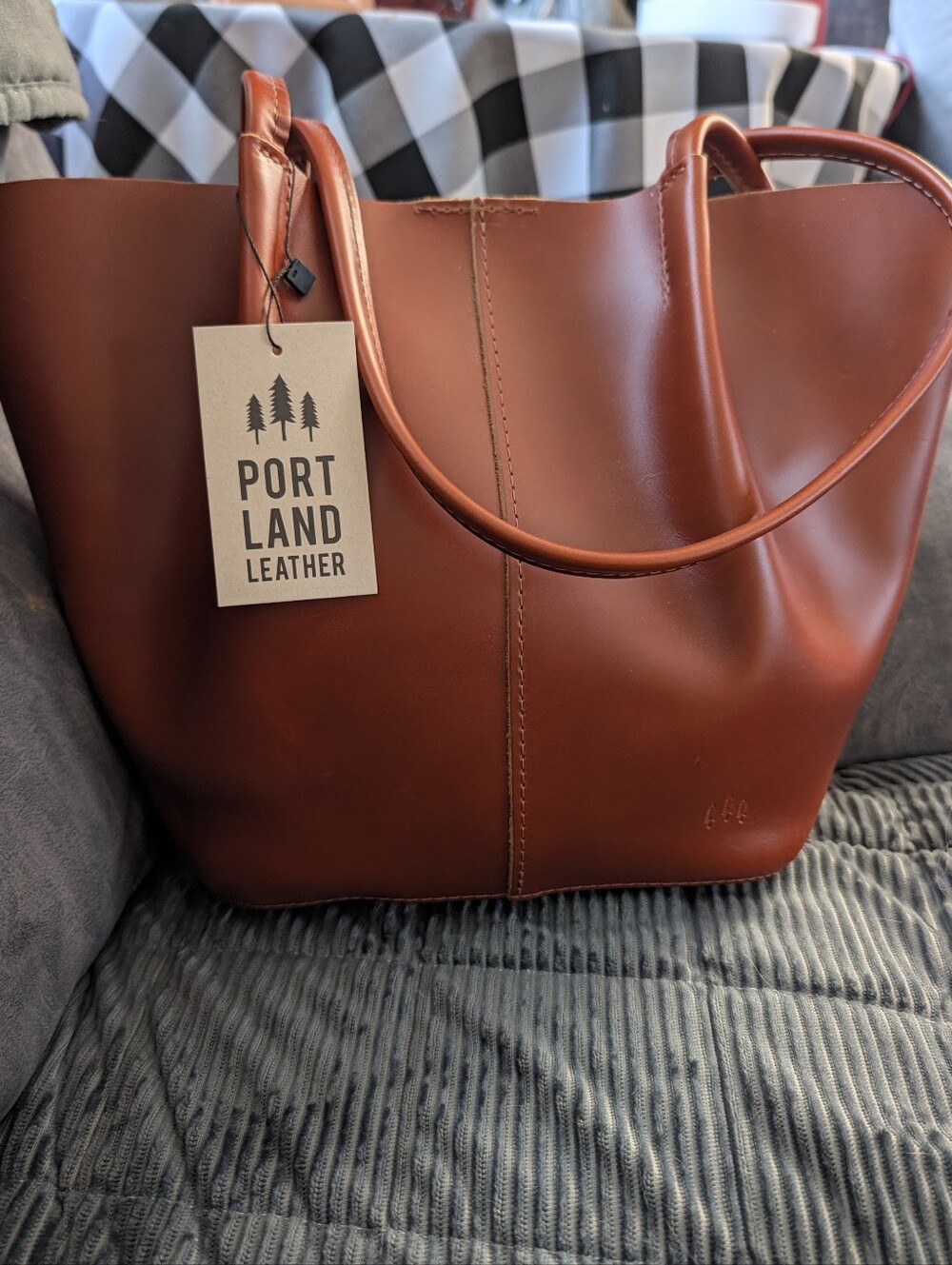 Portland Leather Large Devan Tote In Madrone NWT!